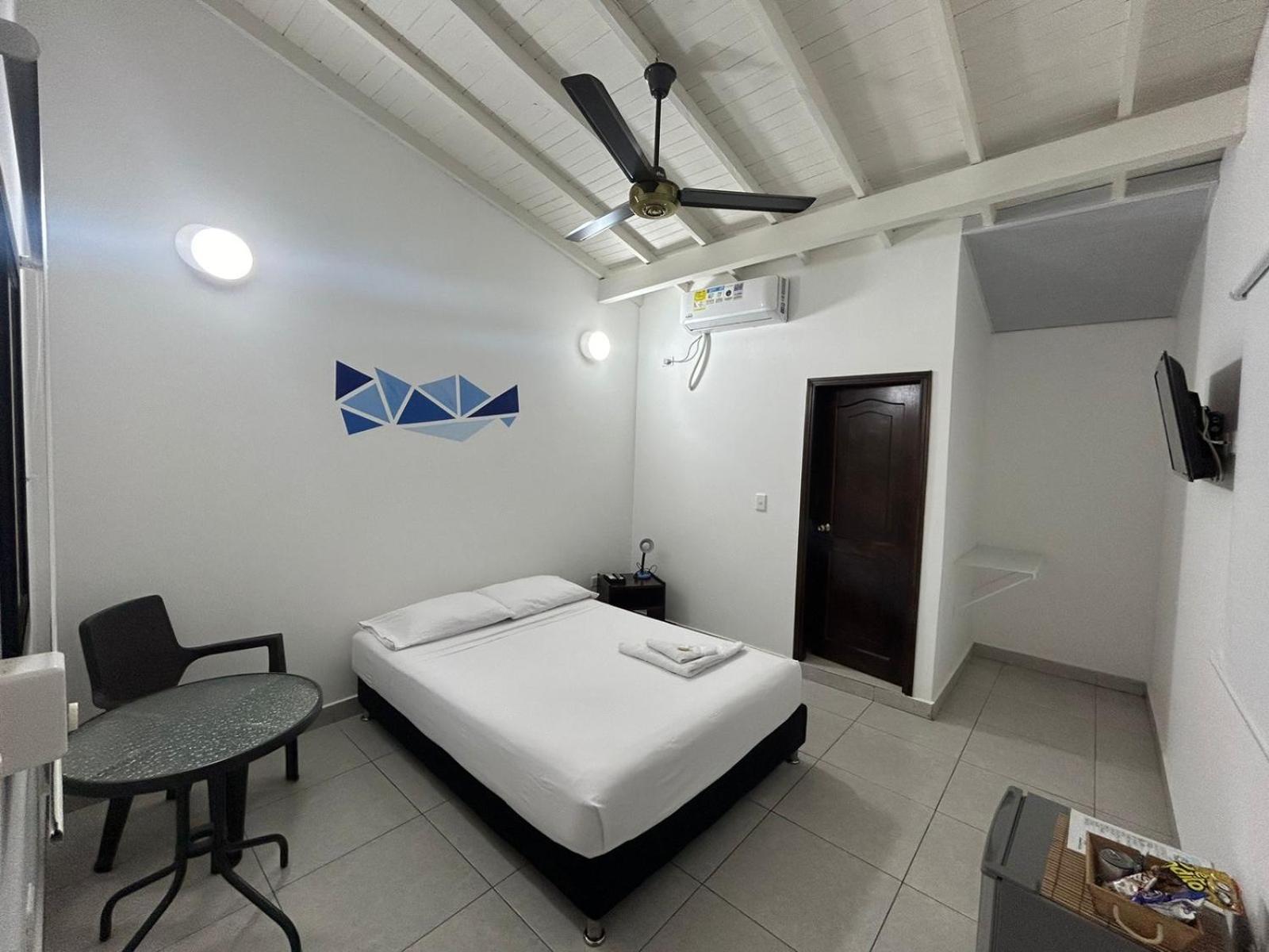 Hotel Puerto Azul Puerto Berrio 외부 사진
